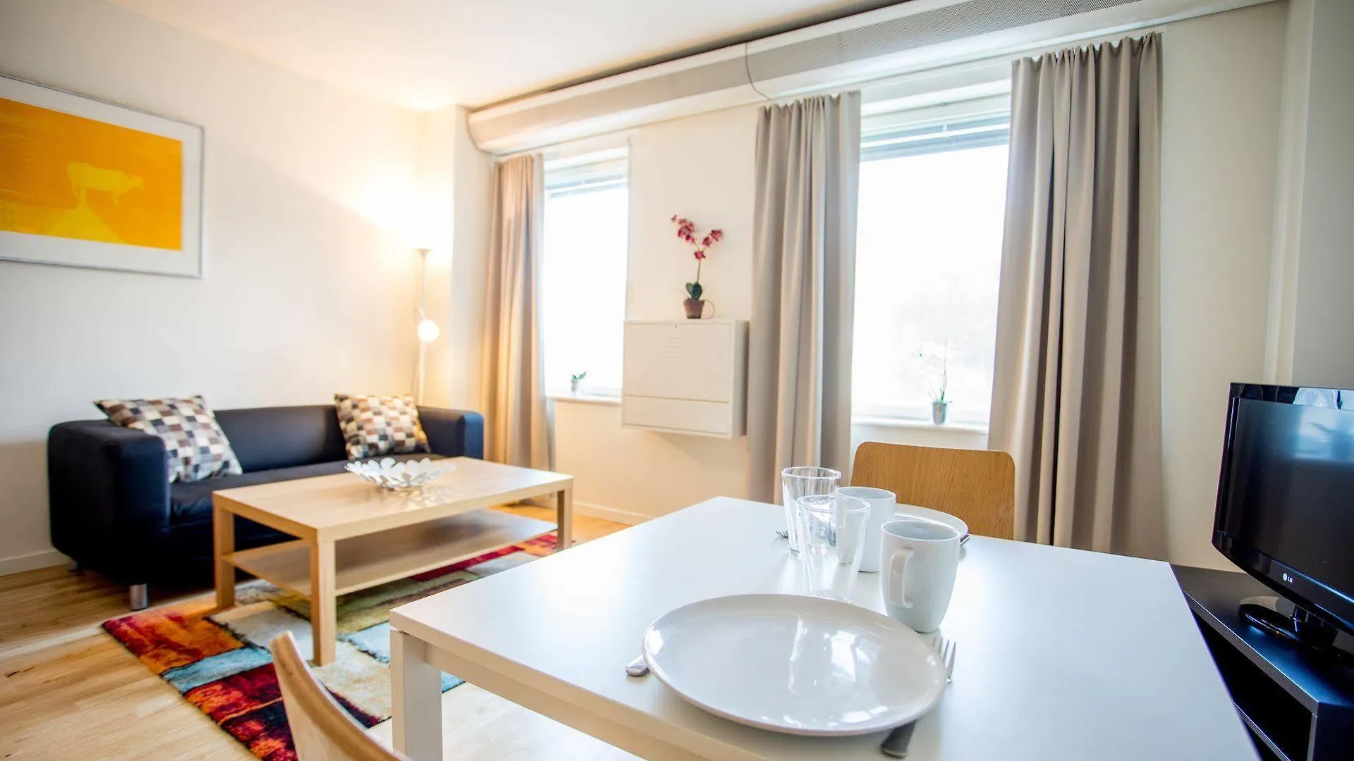 Апарт отель Apartdirect Hammarby Sjoestad Стокгольм 3*,