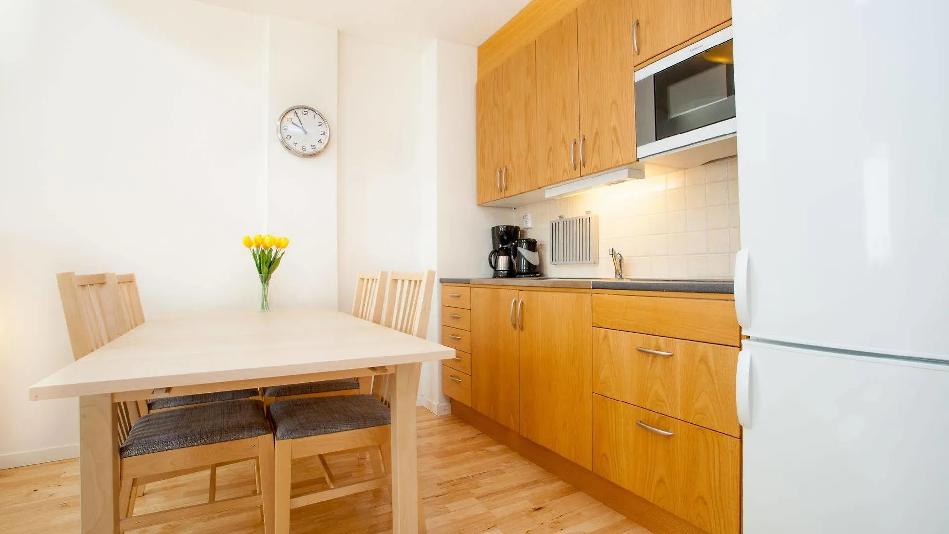 ApartDirect Hammarby Sjöstad Aparthotel Stockholm 3*,  Sverige