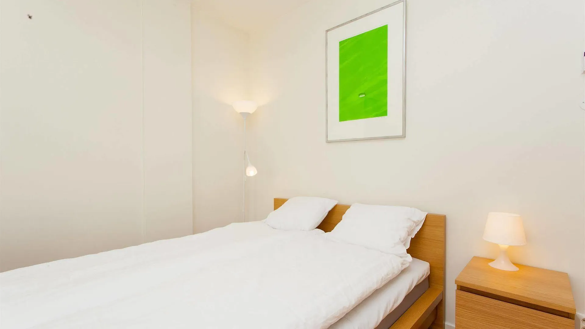 ApartDirect Hammarby Sjöstad Aparthotel Stockholm 3*,